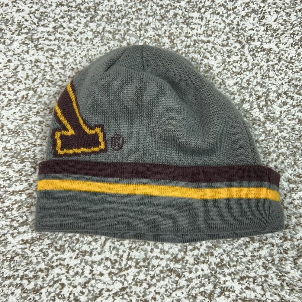 Minnesota‎ Golden Gophers Hat Beanie Mens One Size Gray NCAA Football College